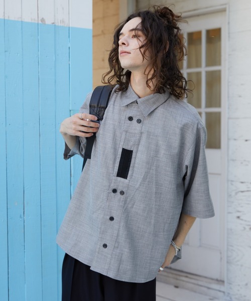 CASPER JOHN（キャスパージョン）の「Gimmick shirts/ギミックシャツ（シャツ/ブラウス・メンズ・ホワイト/チャコールグレー/ライトグレー/ブラック/ベージュ/ネイビー/グレー/ホワイト×ブラック・SMALL/MEDIUM/LARGE）」の10枚目の写真