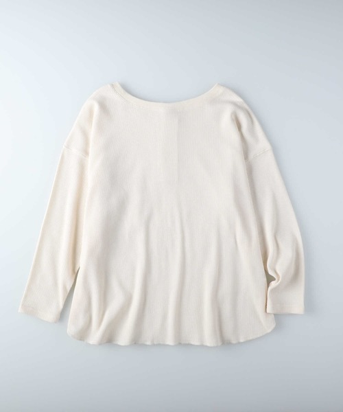 HONEYSUCKLE ROSE（ハニーサックルローズ）の「【HONEYSUCKLE ROSE】バックヘンリーロンＴ（Tシャツ/カットソー・レディース・オフホワイト/ブラック・M/L）」の13枚目の写真