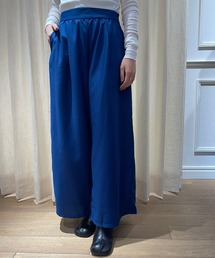 パイピングディテールタックワイドパンツ