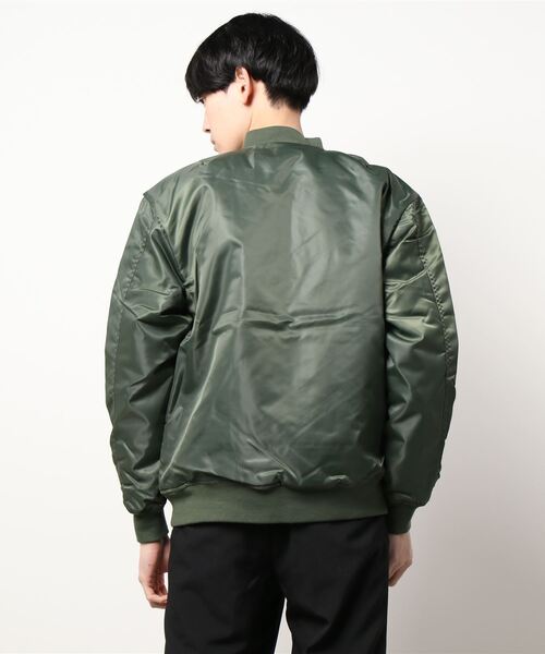 and it_(アンドイット)の「中綿入り防水防風MA-1ジャケット(MA-1・メンズ・カーキ・M/L)」の4枚目の写真