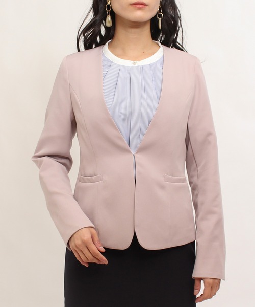 TRUDEA（トルディア）の「ダブルクロスノーカラージャケット（ノーカラージャケット・レディース・ベージュ/ネイビー/ラベンダー・SMALL/MEDIUM/LARGE）」の7枚目の写真