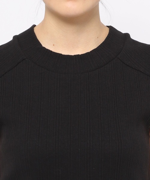 PAGEBOY(ページボーイ)の「ランダムテレコハイネックフレンチスリーブ(タンクトップ・レディース・オフホワイト/ホワイト×ブラック/ブラック・FREE)」の18枚目の写真