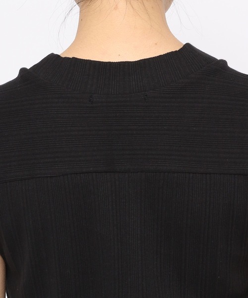 PAGEBOY(ページボーイ)の「ランダムテレコハイネックフレンチスリーブ(タンクトップ・レディース・オフホワイト/ホワイト×ブラック/ブラック・FREE)」の10枚目の写真