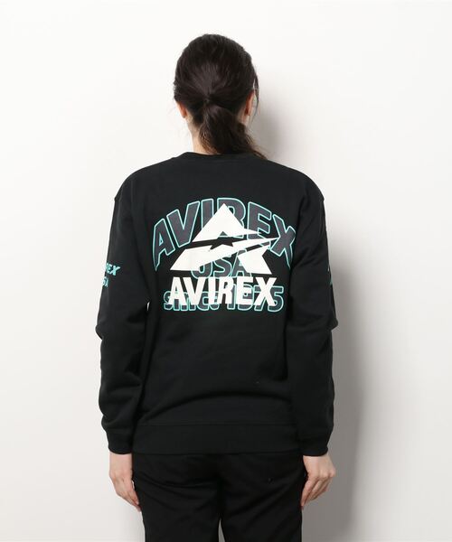 AVIREX（アヴィレックス）の「【WEB&DEPOT限定】オーバー プリント クルーネック スウェット/OVER PRINT LOGO SWEAT（スウェット・レディース・ベージュ/サックスブルー/ブラック・LARGE/MEDIUM/X-LARGE/XX-LARGE）」の5枚目の写真