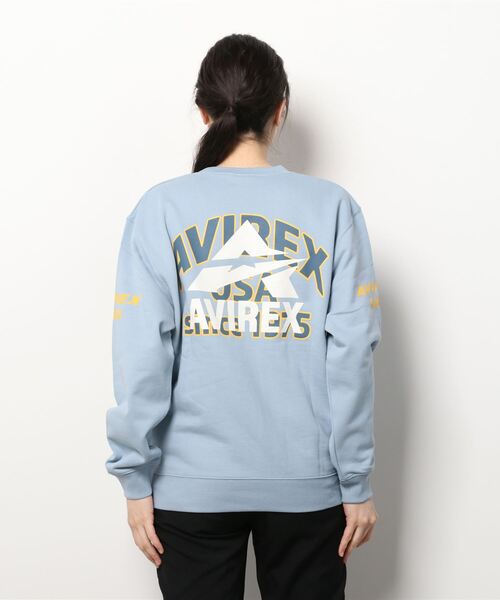 AVIREX（アヴィレックス）の「【WEB&DEPOT限定】オーバー プリント クルーネック スウェット/OVER PRINT LOGO SWEAT（スウェット・レディース・ベージュ/サックスブルー/ブラック・LARGE/MEDIUM/X-LARGE/XX-LARGE）」の3枚目の写真
