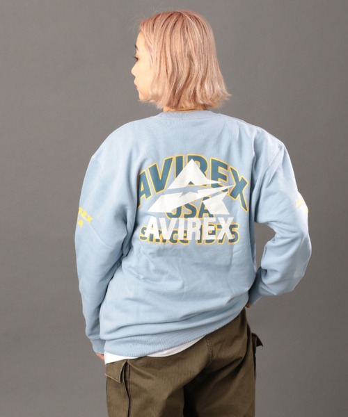 AVIREX（アヴィレックス）の「【WEB&DEPOT限定】オーバー プリント クルーネック スウェット/OVER PRINT LOGO SWEAT（スウェット・レディース・ベージュ/サックスブルー/ブラック・LARGE/MEDIUM/X-LARGE/XX-LARGE）」の22枚目の写真