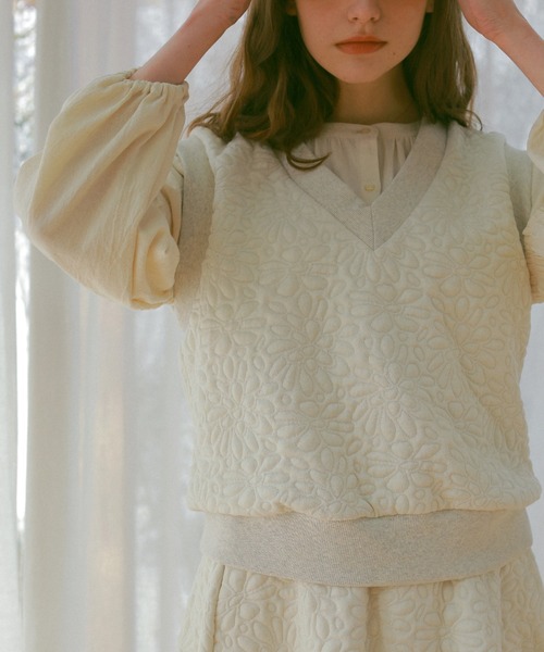 idem(イデム)の「pocopoco sweat vest/キルティングスウェットベスト(ベスト・レディース・ブラック/ブルー/アイボリー・FREE)」の11枚目の写真