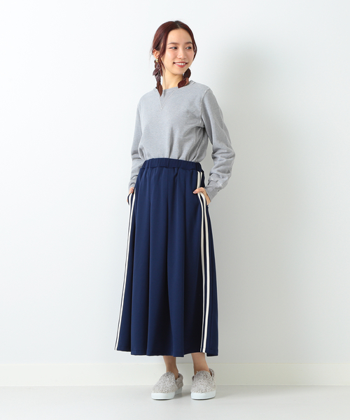 REMI RELIEF(レミレリーフ)の「REMI RELIEF×Ray BEAMS / 別注 スウェットクルー(スウェット・レディース・オフホワイト/グレー/グリーン/ネイビー・ONE SIZE)」の7枚目の写真