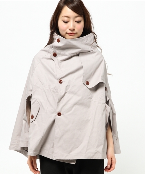 OUTLET（アウトレット）の「【WHO'S WHO gallery】58safariponcho（ポンチョ・レディース・ベージュ/グレー・FREE）」の3枚目の写真