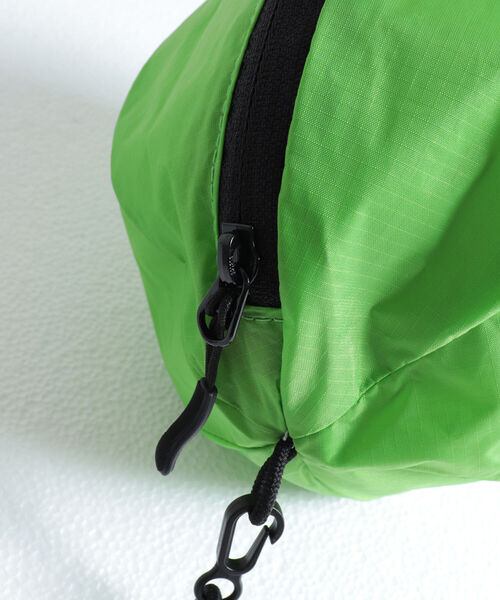 WILD THINGS（ワイルドシングス）の「【WILDTHINGS/ワイルドシングス】ROUND POUCH ラウンドポーチ（ショルダーバッグ・メンズ・ライトグリーン/ブラック/イエロー/グレー・FREE）」の13枚目の写真