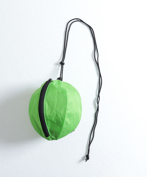 WILD THINGS（ワイルドシングス）の「【WILDTHINGS/ワイルドシングス】ROUND POUCH ラウンドポーチ（ショルダーバッグ・メンズ・ライトグリーン/ブラック/イエロー/グレー・FREE）」の9枚目の写真