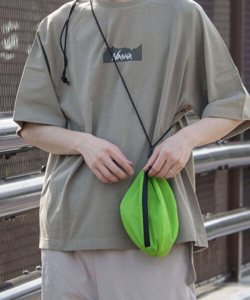 WILD THINGS（ワイルドシングス）の「【WILDTHINGS/ワイルドシングス】ROUND POUCH ラウンドポーチ（ショルダーバッグ・メンズ・ライトグリーン/ブラック/イエロー/グレー・FREE）」の18枚目の写真