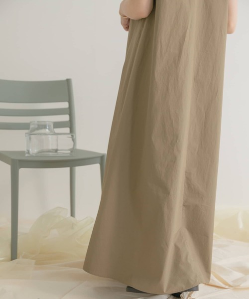 ITEMS URBANRESEARCH(アイテムズ アーバンリサーチ)の「Aラインワンピース(ワンピース・レディース・ベージュ/ブラック/ブルー・FREE)」の6枚目の写真