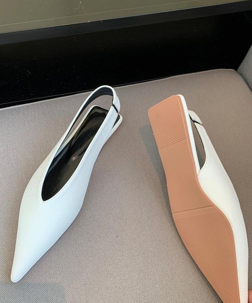 SMILE ORCHID（スマイルオーキッド）の「フラット　ポインテッドトゥバックストラップサンダル（サンダル・レディース・ホワイト/グリーン/ブラック・37/38/39）」の2枚目の写真