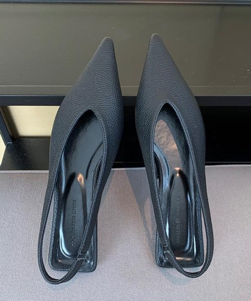 SMILE ORCHID（スマイルオーキッド）の「フラット　ポインテッドトゥバックストラップサンダル（サンダル・レディース・ホワイト/グリーン/ブラック・37/38/39）」の13枚目の写真