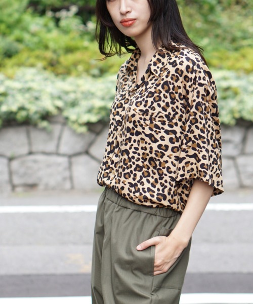 C.E.L.STORE（セルストア）の「DEL MAR sportswear / デルマースポーツウエアー ANIMAL OPEN SHIRTS アニマル柄 オープンカラーシャツ（シャツ/ブラウス・メンズ・キャメル/ベージュ・LARGE/MEDIUM）」の4枚目の写真