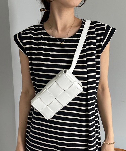 CAPRICIEUX LE'MAGE（カプリシューレマージュ）の「メッシュミニバッグ（ボディバッグ/ウエストポーチ・レディース・ホワイト/ブラック/グリーン・FREE）」の4枚目の写真