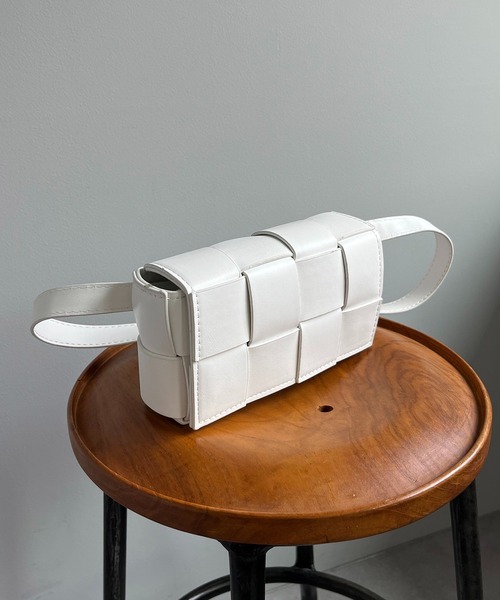 CAPRICIEUX LE'MAGE（カプリシューレマージュ）の「メッシュミニバッグ（ボディバッグ/ウエストポーチ・レディース・ホワイト/ブラック/グリーン・FREE）」の14枚目の写真