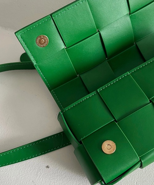 CAPRICIEUX LE'MAGE（カプリシューレマージュ）の「メッシュミニバッグ（ボディバッグ/ウエストポーチ・レディース・ホワイト/ブラック/グリーン・FREE）」の18枚目の写真