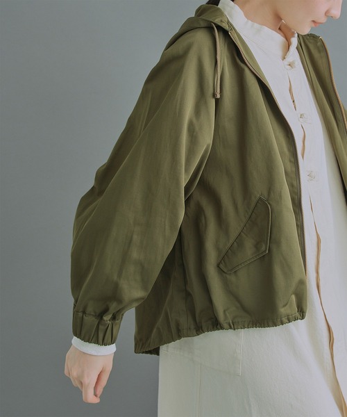 kha:ki(カーキ)の「「KHA:KI / カーキ」WIDE SLEEVE ZIP UP PARKA(ブルゾン・レディース・カーキ/ブルーグレー/オレンジ・1/2)」の12枚目の写真