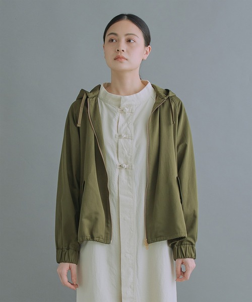 kha:ki(カーキ)の「「KHA:KI / カーキ」WIDE SLEEVE ZIP UP PARKA(ブルゾン・レディース・カーキ/ブルーグレー/オレンジ・1/2)」の16枚目の写真