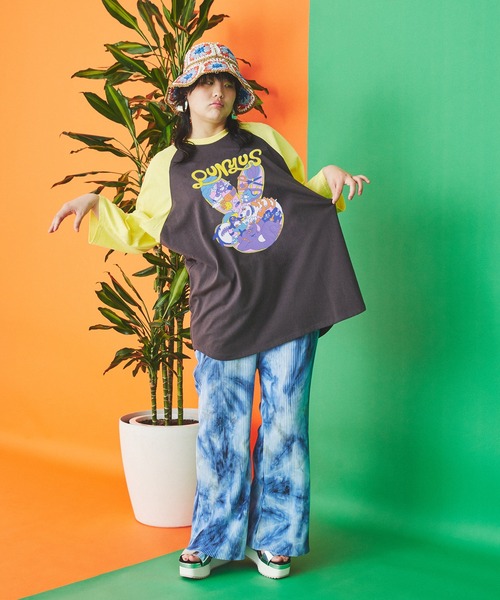 PUNYUS(プニュズ)の「ピースマークラグランTシャツ(Tシャツ/カットソー・レディース・ブラック/イエロー/グリーン・1/2/4/3)」の9枚目の写真