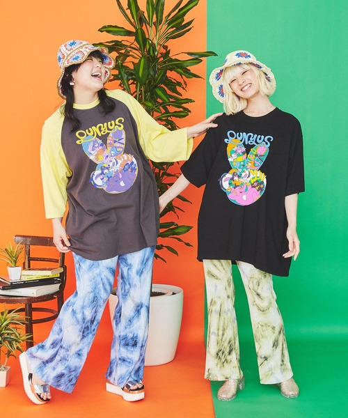 PUNYUS(プニュズ)の「ピースマークラグランTシャツ(Tシャツ/カットソー・レディース・ブラック/イエロー/グリーン・1/2/4/3)」の10枚目の写真