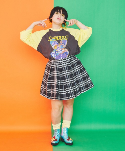 PUNYUS(プニュズ)の「ピースマークラグランTシャツ(Tシャツ/カットソー・レディース・ブラック/イエロー/グリーン・1/2/4/3)」の11枚目の写真