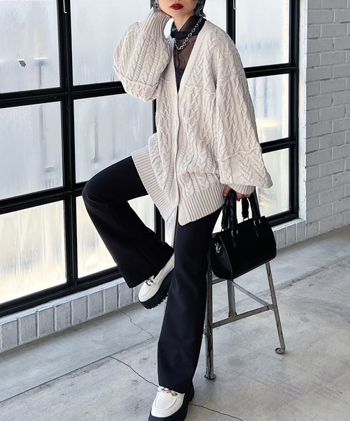 PAGEBOY(ページボーイ)の「モア楽フィットスラックス(スラックス・レディース・ブラック/オフホワイト/ブラウン系その他/オレンジ/ミント・S/M/L)」の9枚目の写真