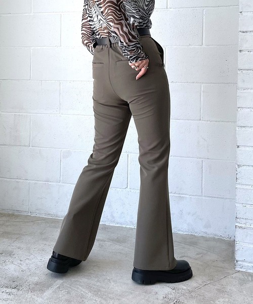 PAGEBOY(ページボーイ)の「モア楽フィットスラックス(スラックス・レディース・ブラック/オフホワイト/ブラウン系その他/オレンジ/ミント・S/M/L)」の12枚目の写真