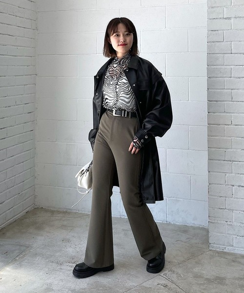 PAGEBOY(ページボーイ)の「モア楽フィットスラックス(スラックス・レディース・ブラック/オフホワイト/ブラウン系その他/オレンジ/ミント・S/M/L)」の13枚目の写真