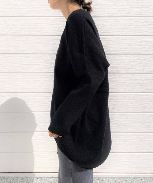 Q（キュー）の「やわもちVネックニット（ニット/セーター・レディース・バイオレット/ブラック/ピンク・MEDIUM）」の9枚目の写真