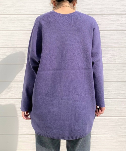 Q（キュー）の「やわもちVネックニット（ニット/セーター・レディース・バイオレット/ブラック/ピンク・MEDIUM）」の6枚目の写真