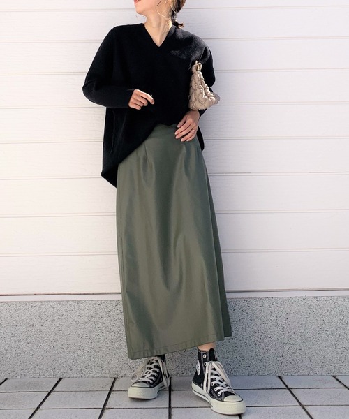 Q（キュー）の「やわもちVネックニット（ニット/セーター・レディース・バイオレット/ブラック/ピンク・MEDIUM）」の12枚目の写真