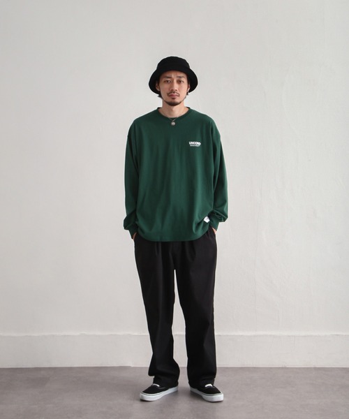 UNCORD(アンコード)の「【UNCORD】 LOOSE LOGO L/S T-SHIRT / ワンポイント ロゴ プリント オーバーサイズ 長袖 Tシャツ / ロンT(Tシャツ/カットソー・メンズ・ホワイト/ブラック/グリーン系/ブルー系/ブラック系/アイボリー系/オートミール/ホワイト系/ブルー/グリーン・MEDIUM/LARGE/X-LARGE)」の21枚目の写真