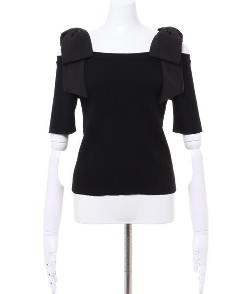 INGNI(イング)の「肩リボン/オフショルニット(ニット/セーター・レディース・ブラック/グレー系その他/アイボリー・M)」の4枚目の写真