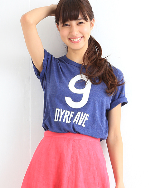 B:MING by BEAMS（ビーミングバイビームス）の「＜VERY 5月号・InRed 6月号掲載＞ビーミング by ビームス / フロッキープリントTシャツ（Tシャツ/カットソー・レディース・ホワイト/チャコールグレー/ネイビー・ONE SIZE）」の3枚目の写真