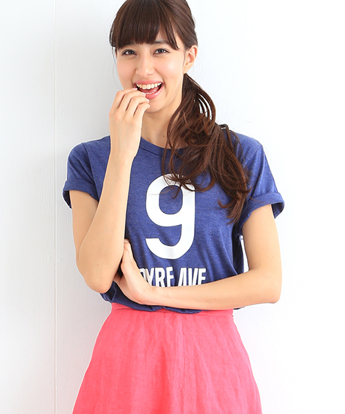 B:MING by BEAMS（ビーミングバイビームス）の「＜VERY 5月号・InRed 6月号掲載＞ビーミング by ビームス / フロッキープリントTシャツ（Tシャツ/カットソー・レディース・ホワイト/チャコールグレー/ネイビー・ONE SIZE）」の12枚目の写真