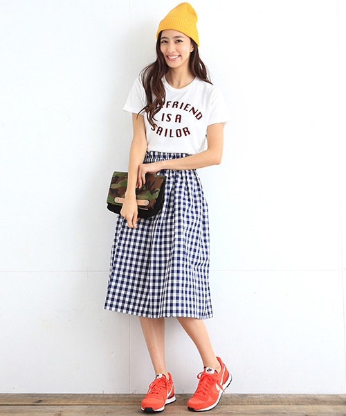 B:MING by BEAMS（ビーミングバイビームス）の「＜VERY 5月号・InRed 6月号掲載＞ビーミング by ビームス / フロッキープリントTシャツ（Tシャツ/カットソー・レディース・ホワイト/チャコールグレー/ネイビー・ONE SIZE）」の9枚目の写真