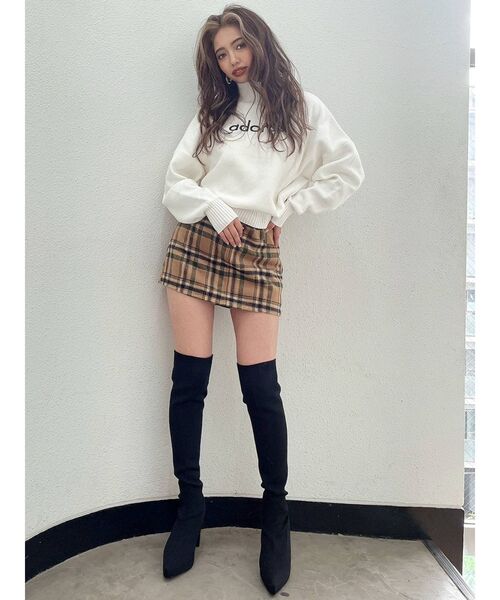 GYDA(ジェイダ)の「adorbs ボトルネックショートニットトップス(ニット/セーター・レディース・オフホワイト/ブラック/マスタード/ベージュ・FREE)」の8枚目の写真