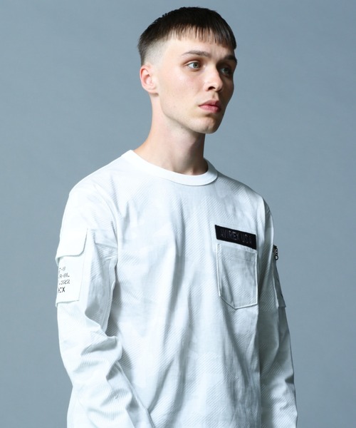 AVIREX（アヴィレックス）の「ファティーグ クルーネック 長袖 Tシャツ/LONG SLEEVE FATIGUE CREW NECK T-SHIRT（Tシャツ/カットソー・メンズ・オリーブ系/その他3/ブラック/ホワイト/ブラック系その他2/ネイビー・M/XL/L/2XL）」の6枚目の写真