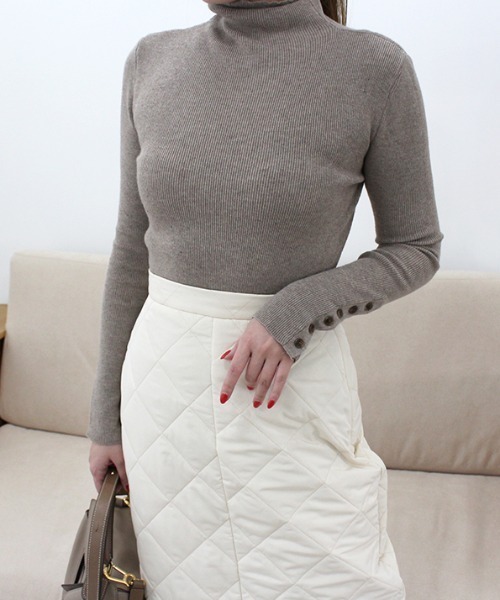 MODE ROBE（モードローブ）の「タートルネックニットソー（ニット/セーター・レディース・ブラック/ベージュ/レッド/アイボリー・FREE）」の10枚目の写真