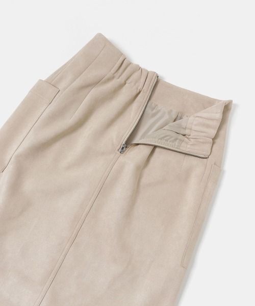 ITEMS URBANRESEARCH(アイテムズ アーバンリサーチ)の「フェイクスエードタイトスカート(スカート・レディース・モカ/チャコールグレー/パープル/グレー系その他/グリーン・FREE)」の12枚目の写真