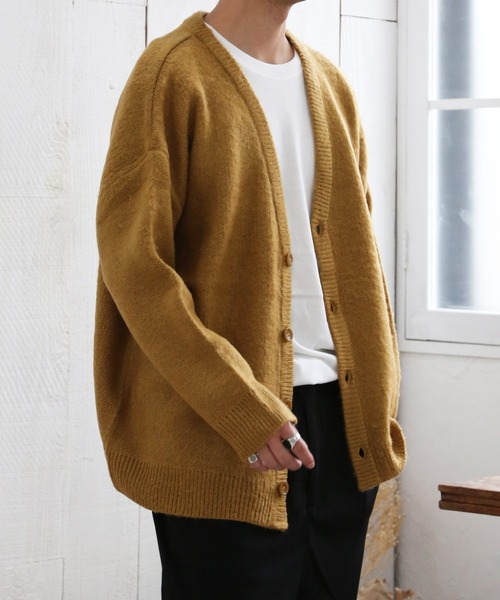 CERCA（チェルカ）の「【BEL】Vネック ビッグシルエット モヘヤタッチ カーディガン(RS/)（カーディガン/ボレロ・メンズ・ブラック/チャコールグレー/ブラック系その他/ホワイト系その他2/ベージュ系その他3/ホワイト系その他/ブラウン/ベージュ系その他2/グレー系その他2/パープル/マスタード/ベージュ・LARGE/MEDIUM）」の12枚目の写真