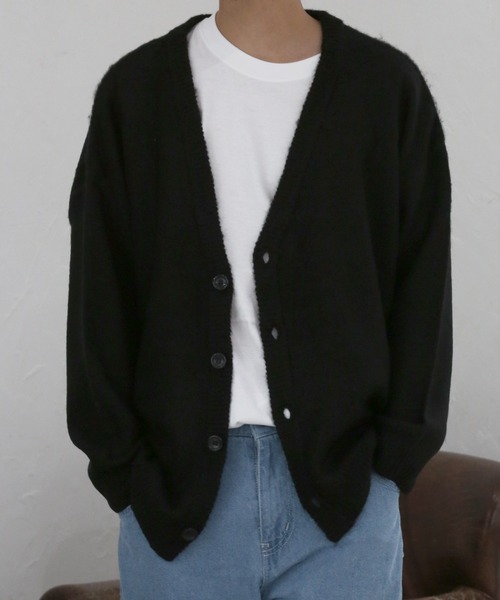 CERCA（チェルカ）の「【BEL】Vネック ビッグシルエット モヘヤタッチ カーディガン(RS/)（カーディガン/ボレロ・メンズ・ブラック/チャコールグレー/ブラック系その他/ホワイト系その他2/ベージュ系その他3/ホワイト系その他/ブラウン/ベージュ系その他2/グレー系その他2/パープル/マスタード/ベージュ・LARGE/MEDIUM）」の16枚目の写真