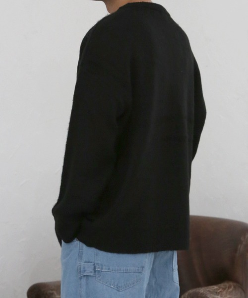 CERCA（チェルカ）の「【BEL】Vネック ビッグシルエット モヘヤタッチ カーディガン(RS/)（カーディガン/ボレロ・メンズ・ブラック/チャコールグレー/ブラック系その他/ホワイト系その他2/ベージュ系その他3/ホワイト系その他/ブラウン/ベージュ系その他2/グレー系その他2/パープル/マスタード/ベージュ・LARGE/MEDIUM）」の18枚目の写真