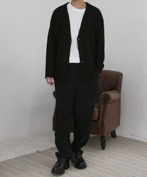 CERCA（チェルカ）の「【BEL】Vネック ビッグシルエット モヘヤタッチ カーディガン(RS/)（カーディガン/ボレロ・メンズ・ブラック/チャコールグレー/ブラック系その他/ホワイト系その他2/ベージュ系その他3/ホワイト系その他/ブラウン/ベージュ系その他2/グレー系その他2/パープル/マスタード/ベージュ・LARGE/MEDIUM）」の20枚目の写真