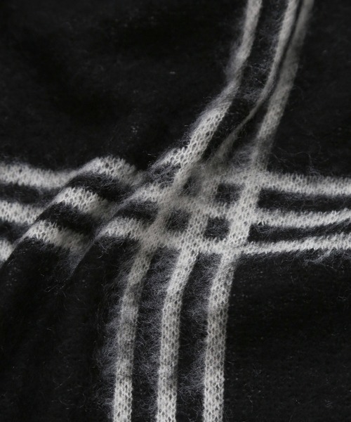 CERCA（チェルカ）の「【BEL】Vネック ビッグシルエット モヘヤタッチ カーディガン(RS/)（カーディガン/ボレロ・メンズ・ブラック/チャコールグレー/ブラック系その他/ホワイト系その他2/ベージュ系その他3/ホワイト系その他/ブラウン/ベージュ系その他2/グレー系その他2/パープル/マスタード/ベージュ・LARGE/MEDIUM）」の13枚目の写真