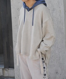 Vネックサイドリボンオーバーサイズニット