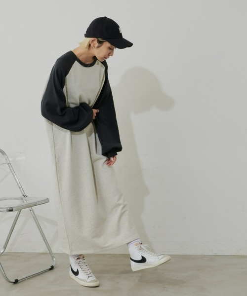 Auntie Rosa Holiday（アンティローザホリデー）の「TC裏毛ラグランワンピース（ワンピース・レディース・ネイビー/ナチュラル/チャコールグレー・FREE）」の2枚目の写真